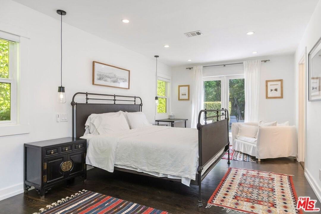 3954 Redwood Ave - Photo 7 of 17