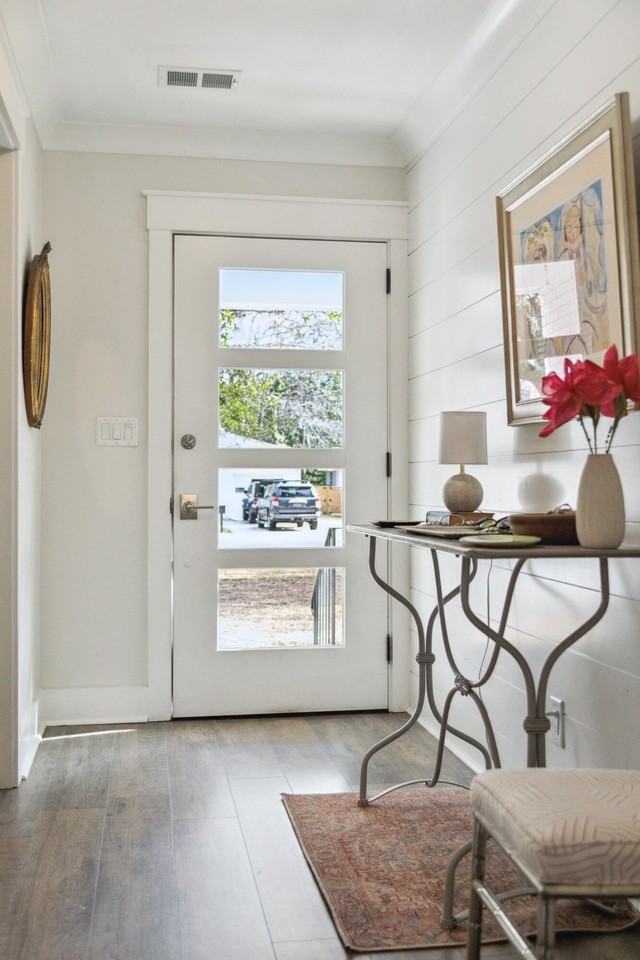 31 Farmfield Ave - Photo 2 of 36