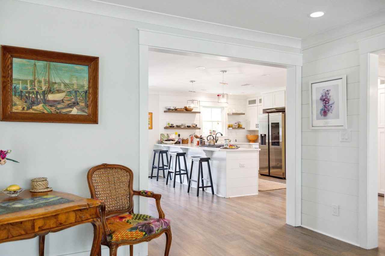 31 Farmfield Ave - Photo 6 of 36