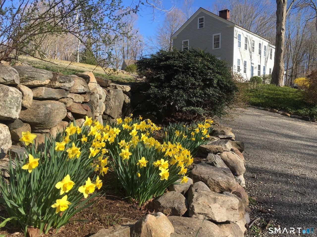 168 Long Ridge Rd - Photo 3 of 31