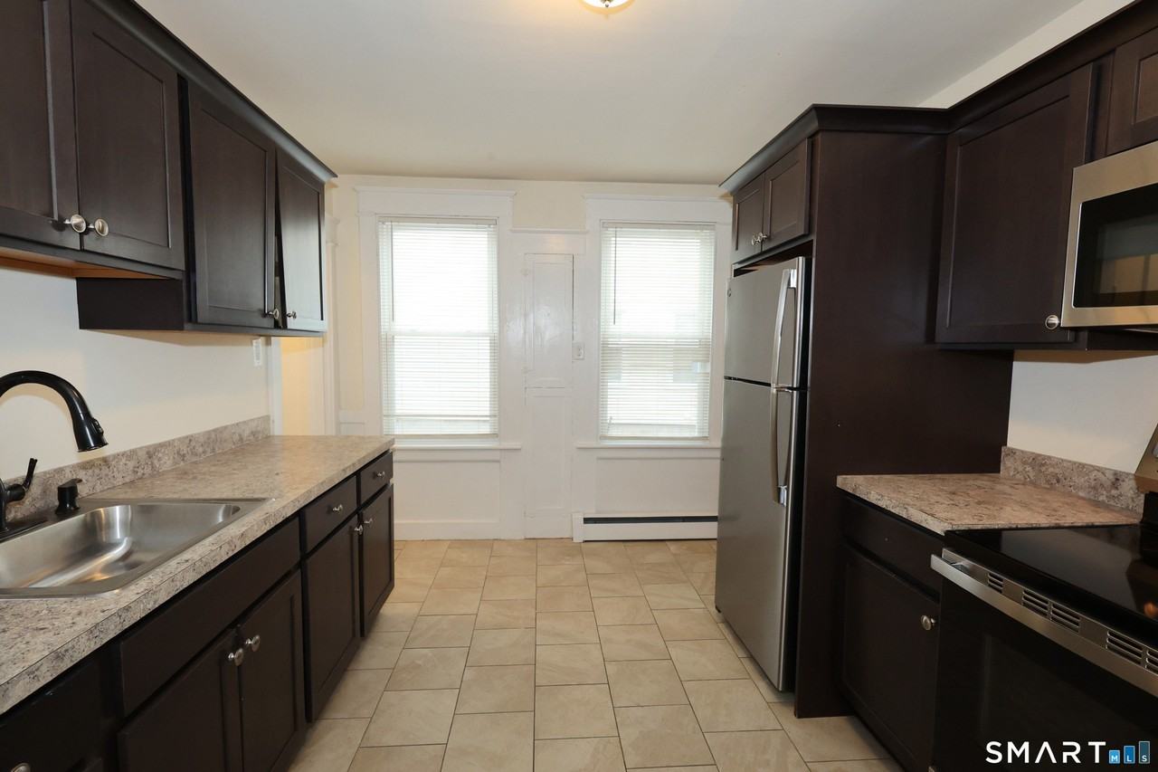 146 Division St #1 - Photo 7 of 27
