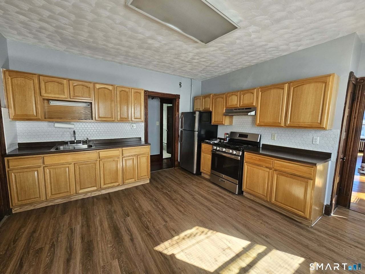 103 Campfield Ave - Photo 4 of 8