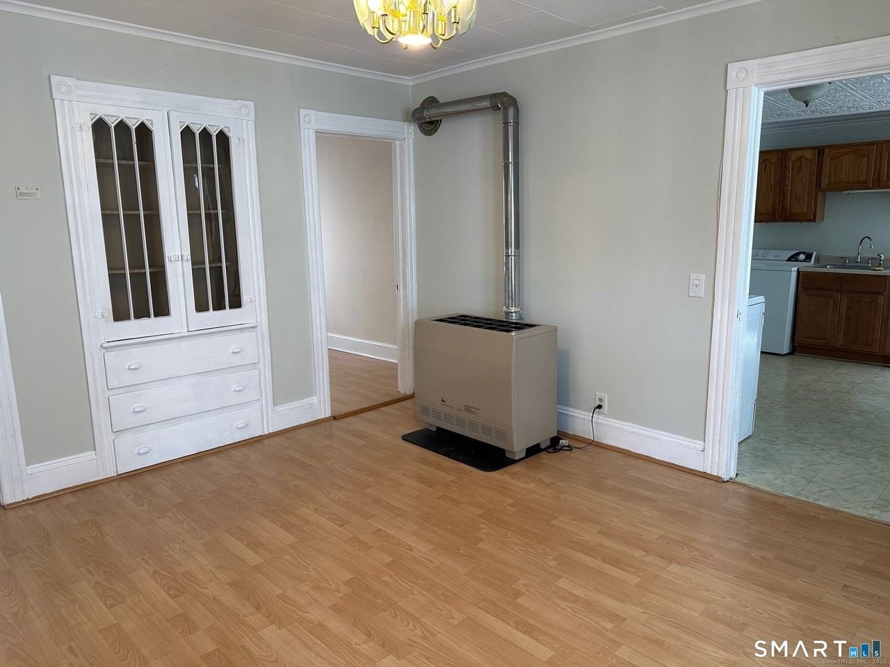 88 Woodbine St Unit 2 - Photo 4 of 12