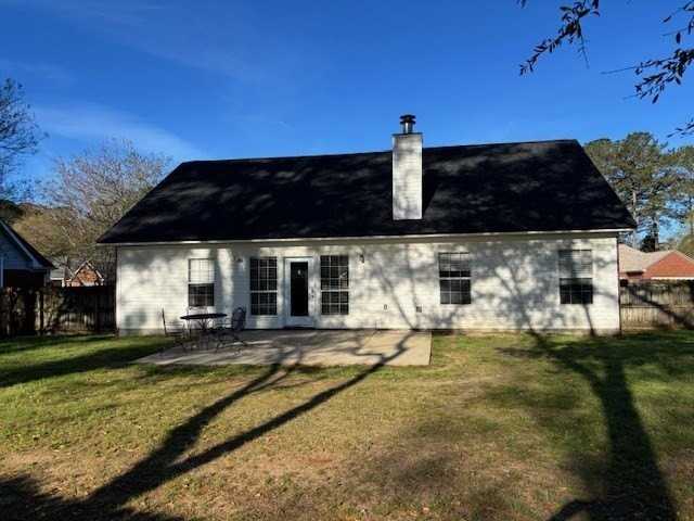 310 Waynesboro Way - Photo 2 of 9