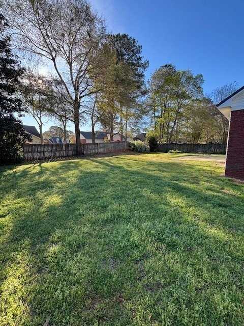 310 Waynesboro Way - Photo 3 of 9