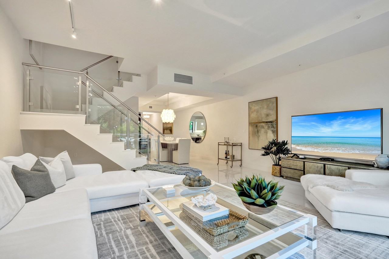 3030 N Ocean Blvd - Photo 3 of 50