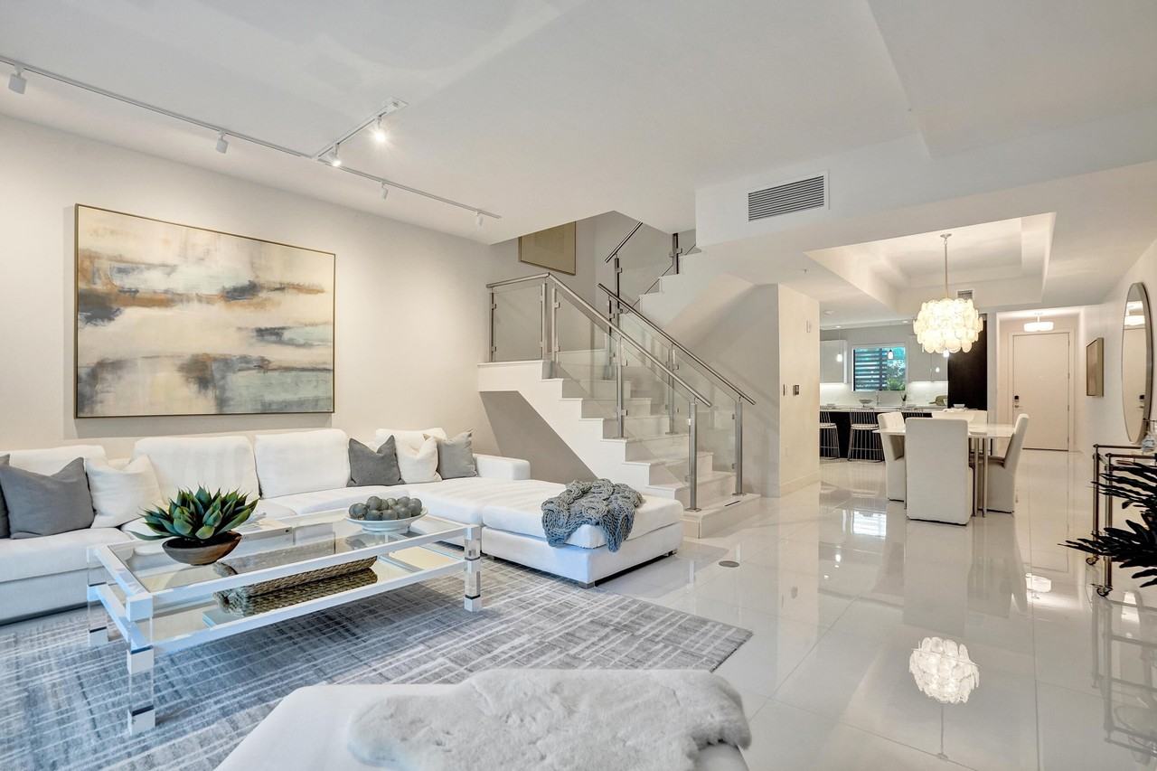 3030 N Ocean Blvd - Photo 5 of 50