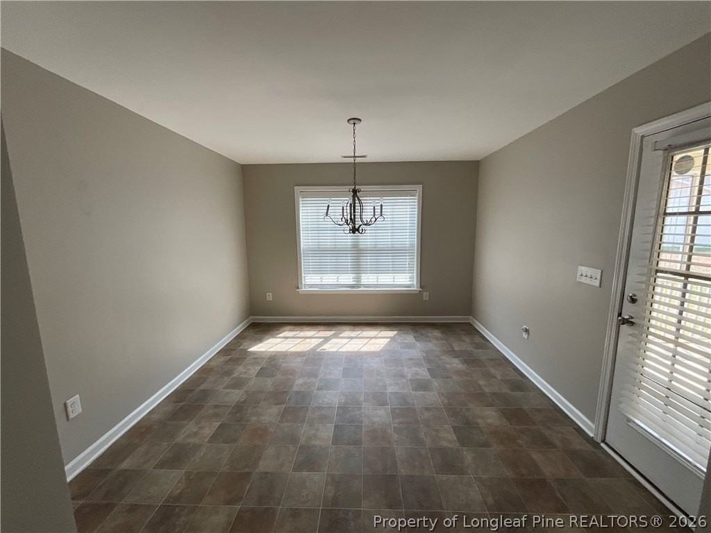 52 Noble Ct - Photo 4 of 32