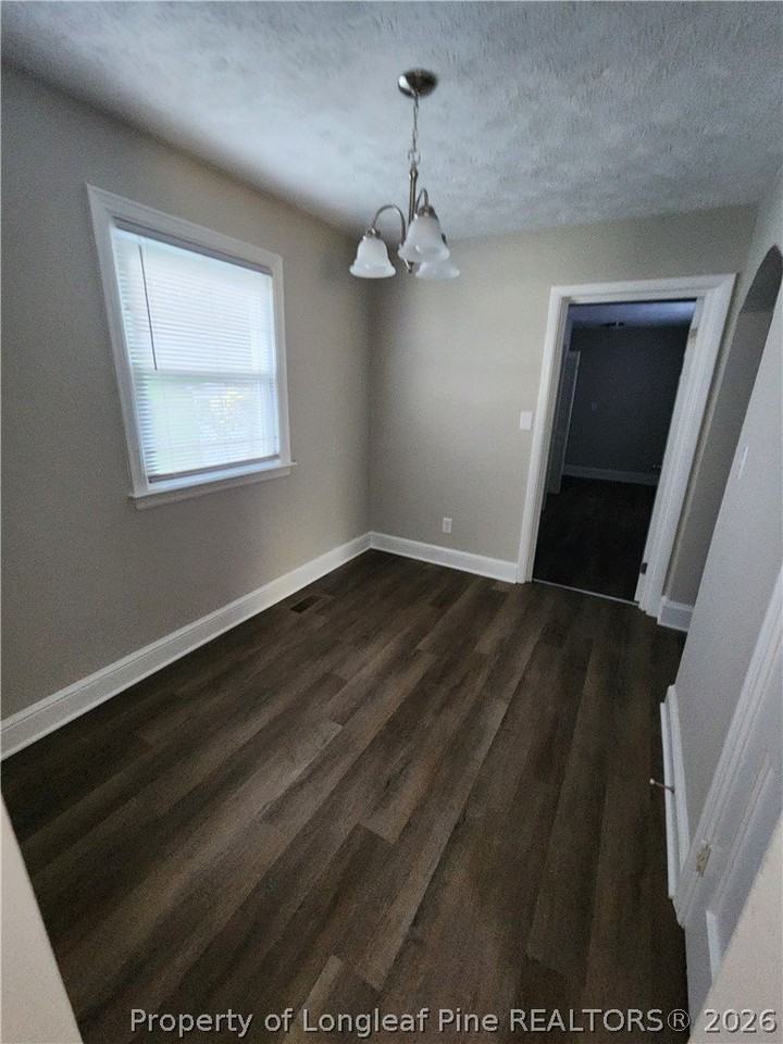 113 Mullins Ave - Photo 3 of 17