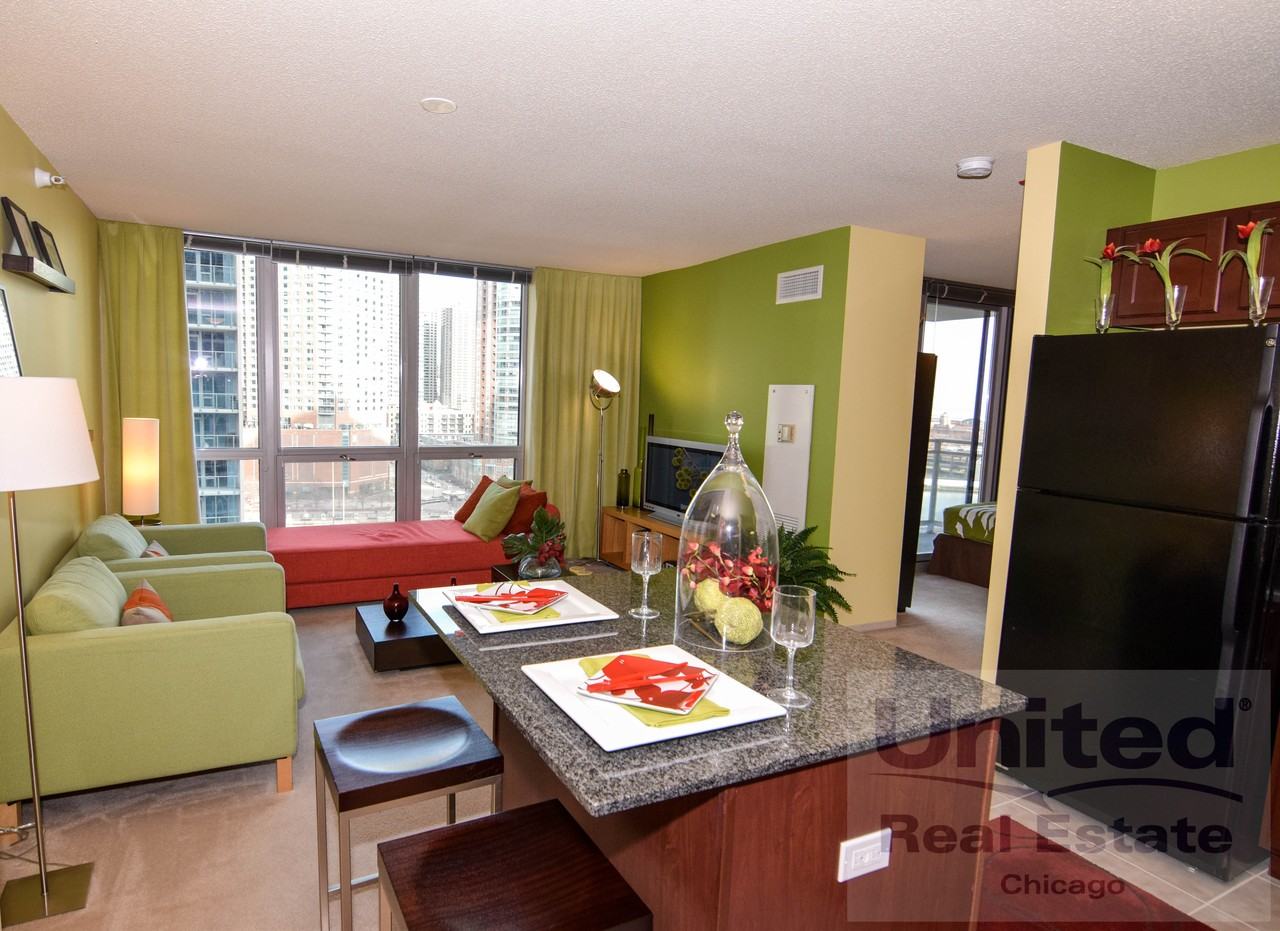 East South Water St & N Field Blvd #416