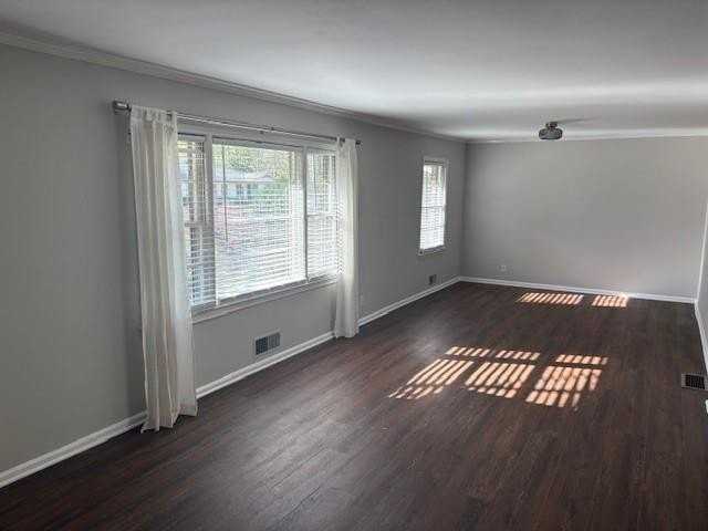 619 Grove Pkwy Se - Photo 7 of 22