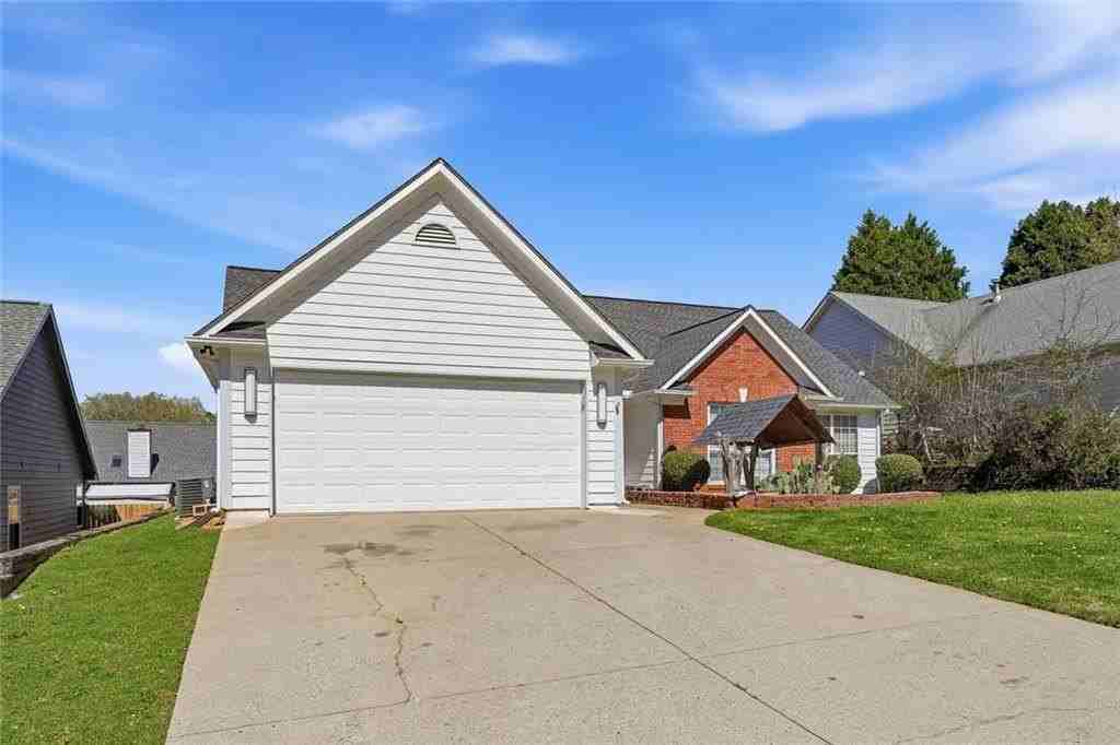 2833 Loral Pines Dr - Photo 2 of 25