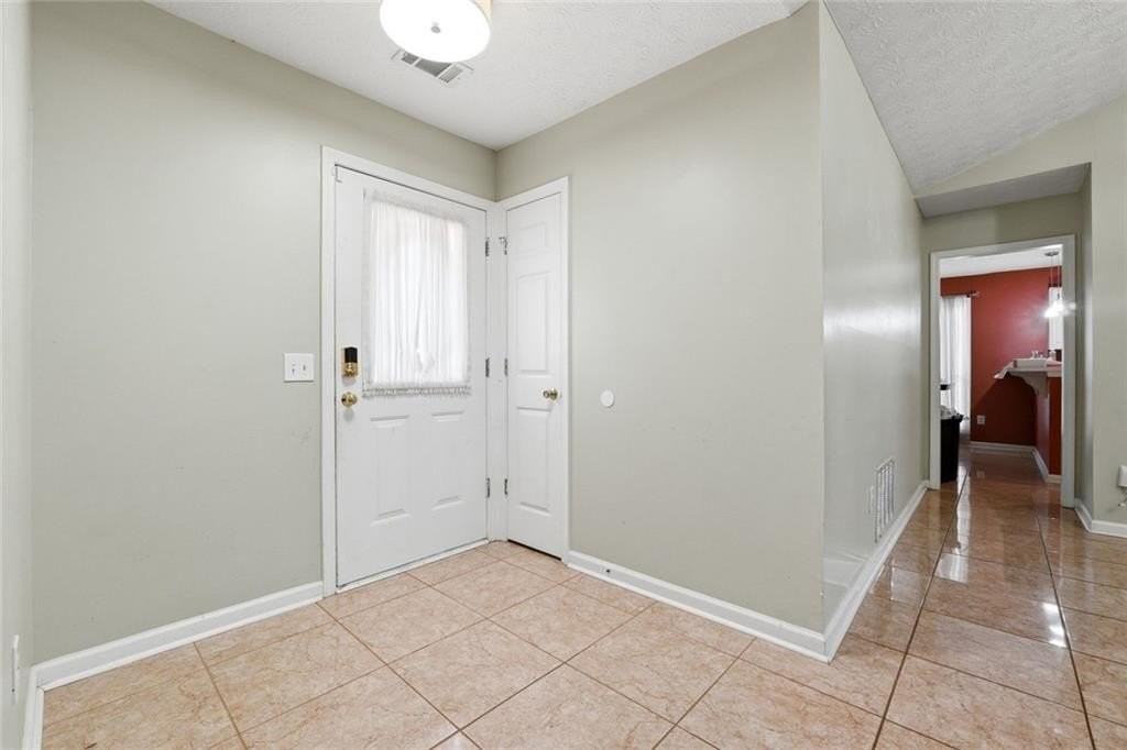 2833 Loral Pines Dr - Photo 4 of 25