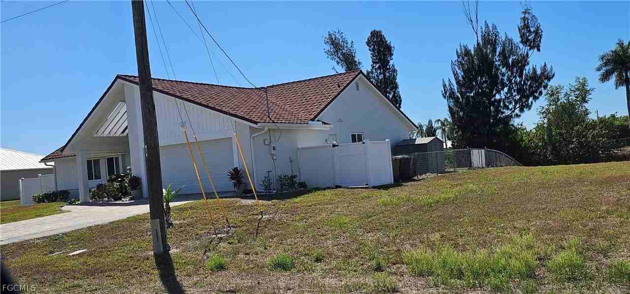 420 Se 15th Ter - Photo 7 of 50