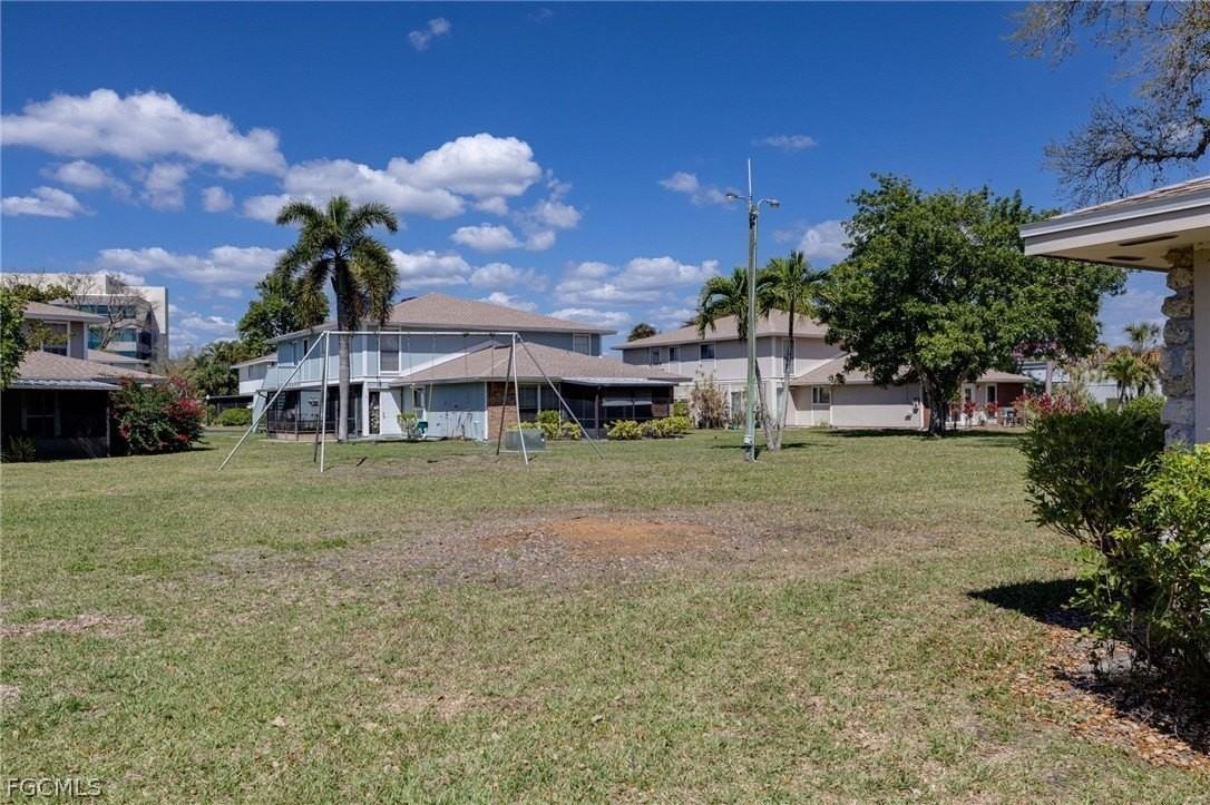 3265 Royal Canadian Trce Apt 3 - Photo 2 of 19