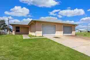 2130 Ne 8th Pl - Photo 1 of 1