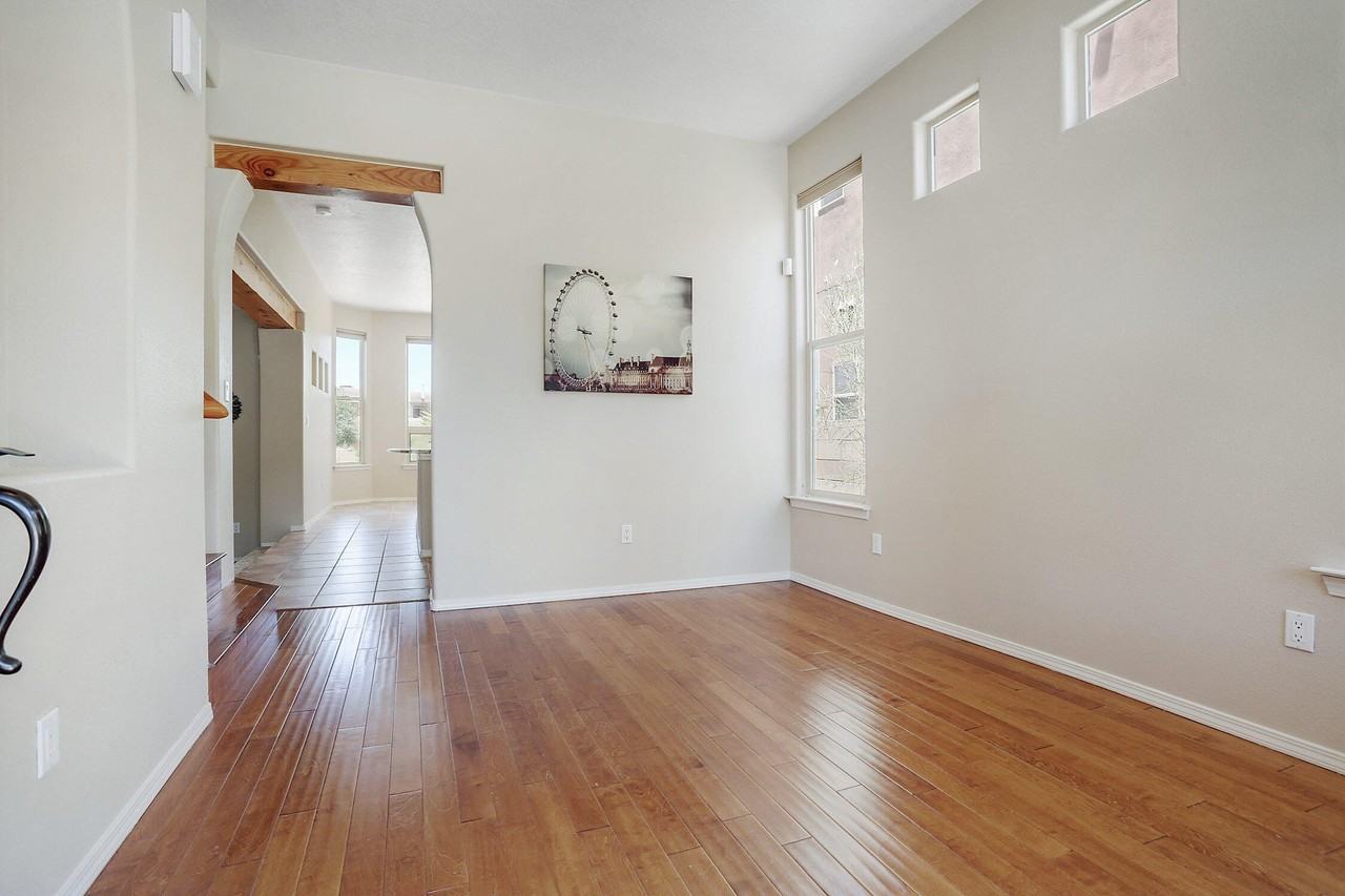 6215 Goldfield Pl Ne - Photo 4 of 31