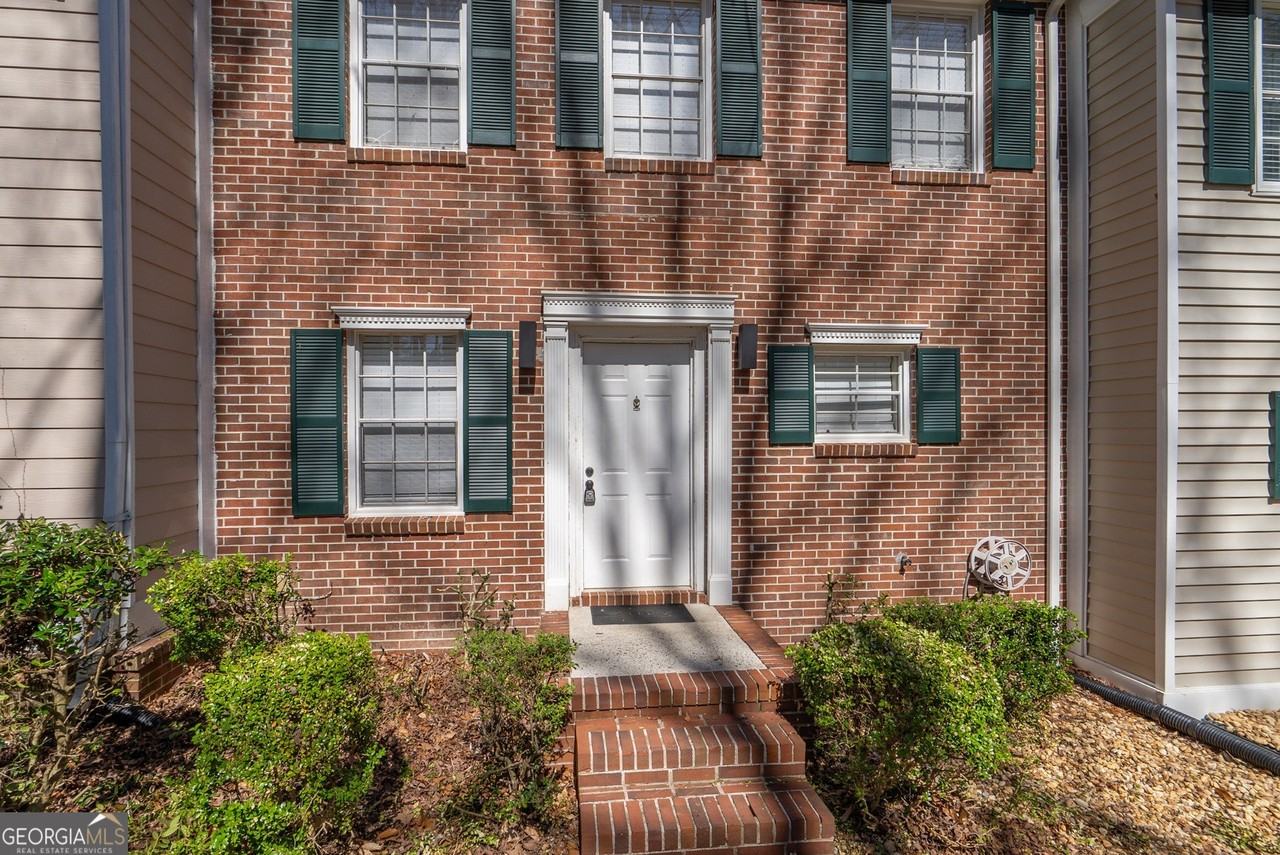 384 Arrowhead Trl Apt 2 - Photo 4 of 41