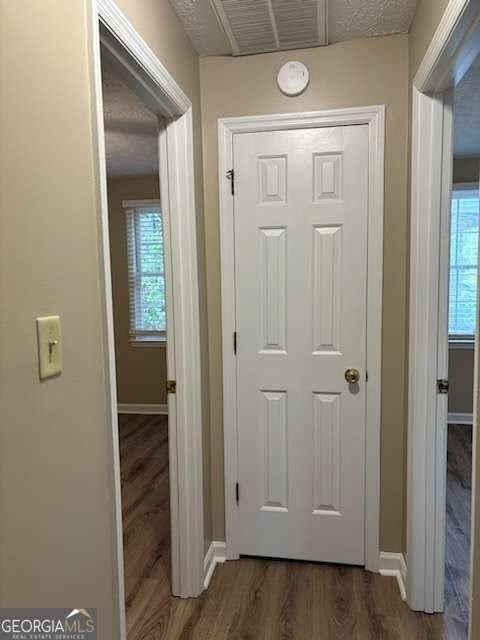 258 Magnolia St - Photo 6 of 9