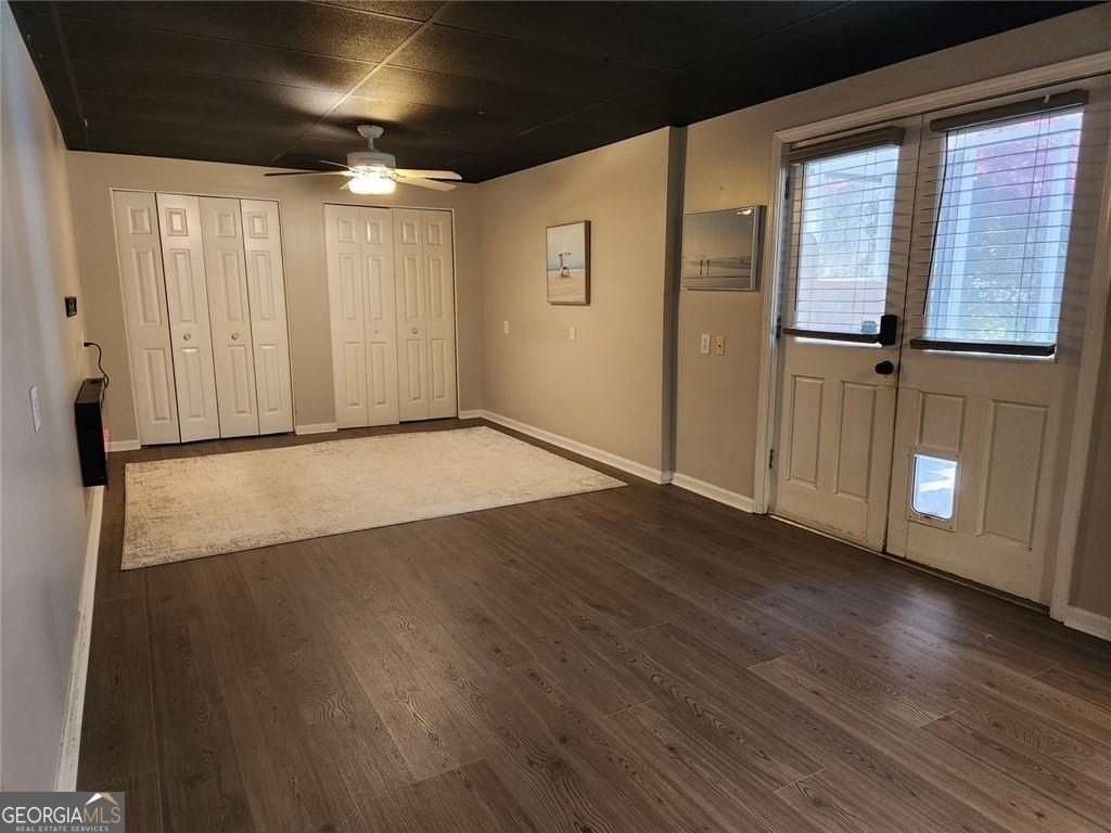 2785 Shoemaker Ln - Photo 5 of 29