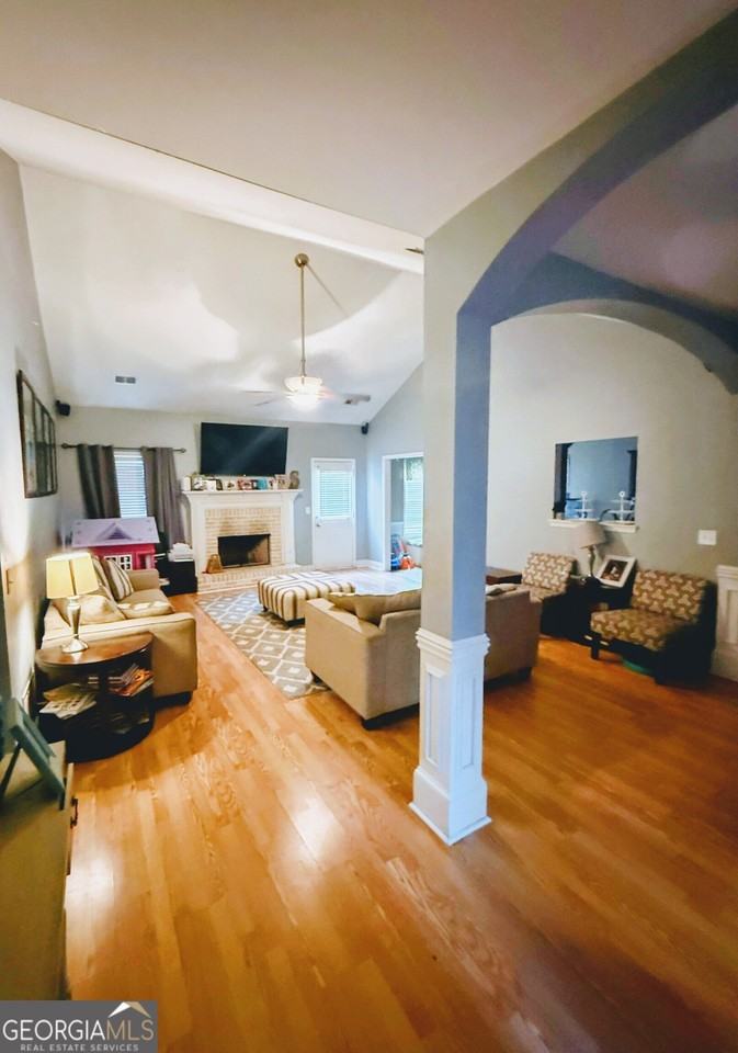 141 Feldspar Dr - Photo 2 of 21