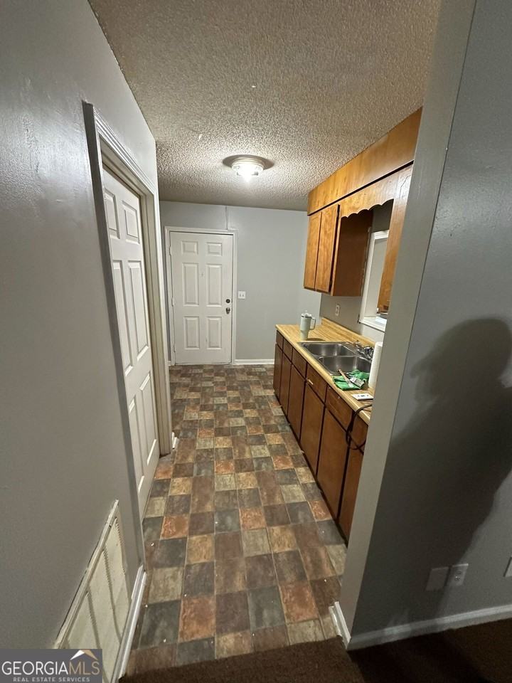 1463 Bankston Ave - Photo 5 of 16