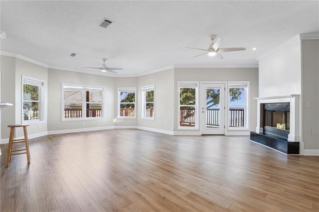 3917 Bay Front Rd - Photo 3 of 23