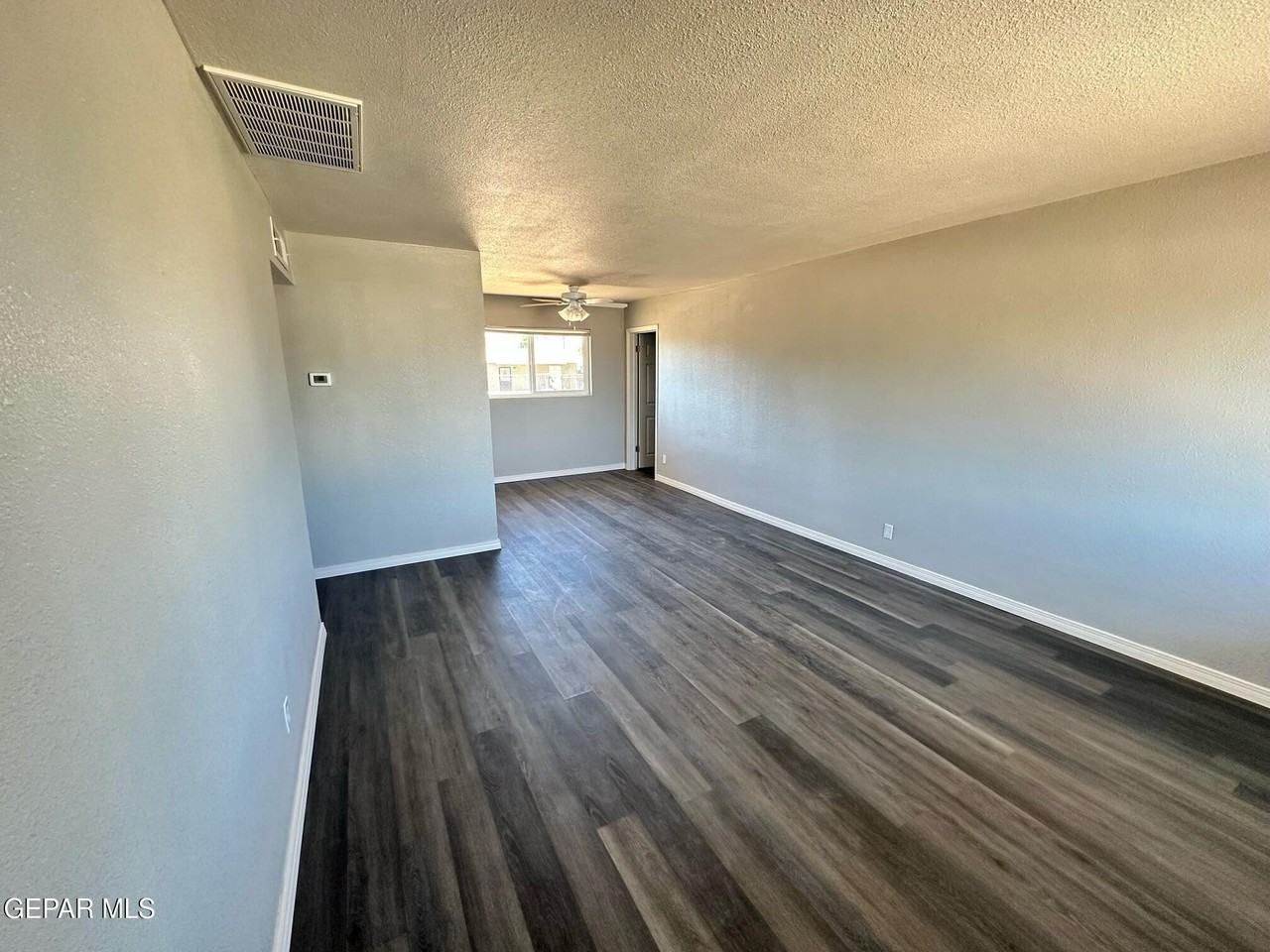 9315 Raleigh Dr - Photo 3 of 14