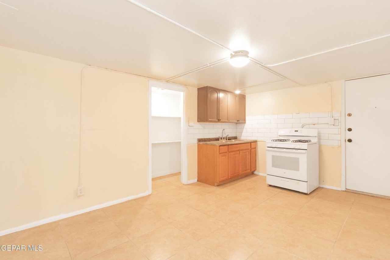 1309 E Rio Grande Ave Apt 6 - Photo 5 of 13