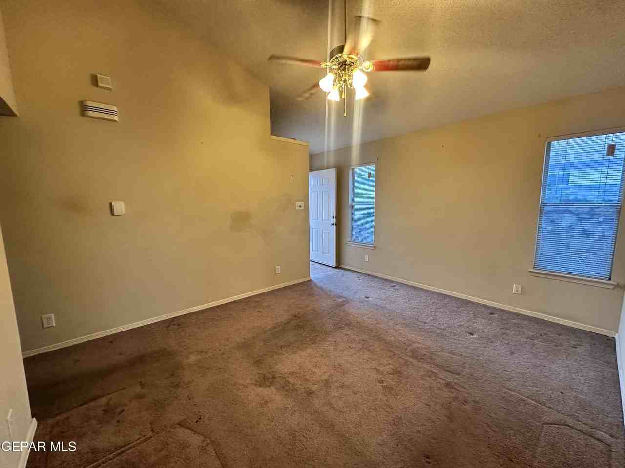 12708 Francisco Paz Dr - Photo 4 of 11