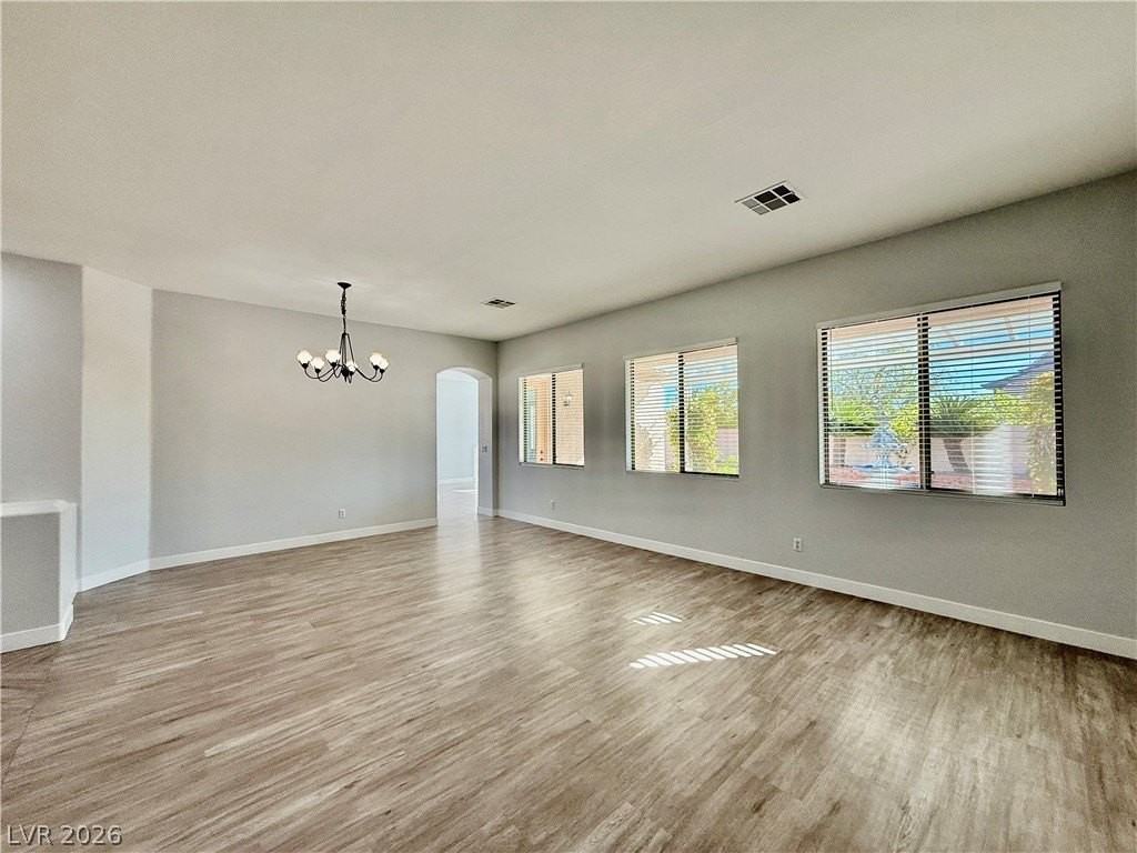 2864 Jamie Rose St - Photo 3 of 39