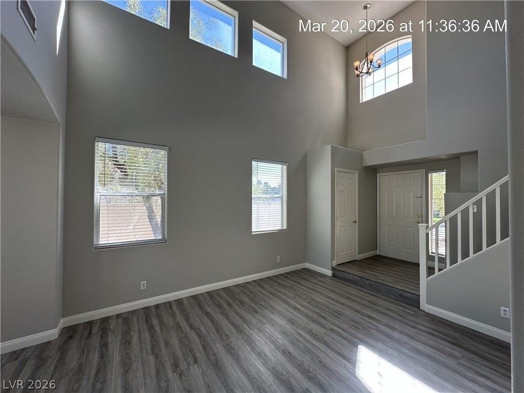 9712 Floweret Ave - Photo 5 of 50