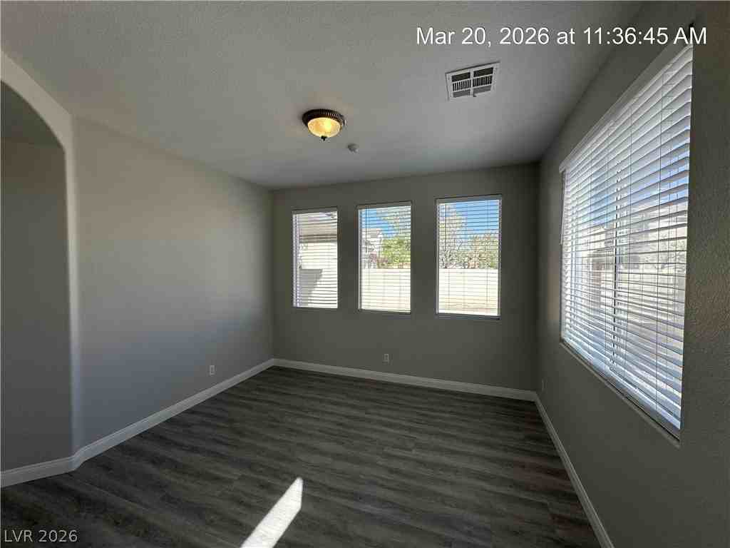 9712 Floweret Ave - Photo 7 of 50
