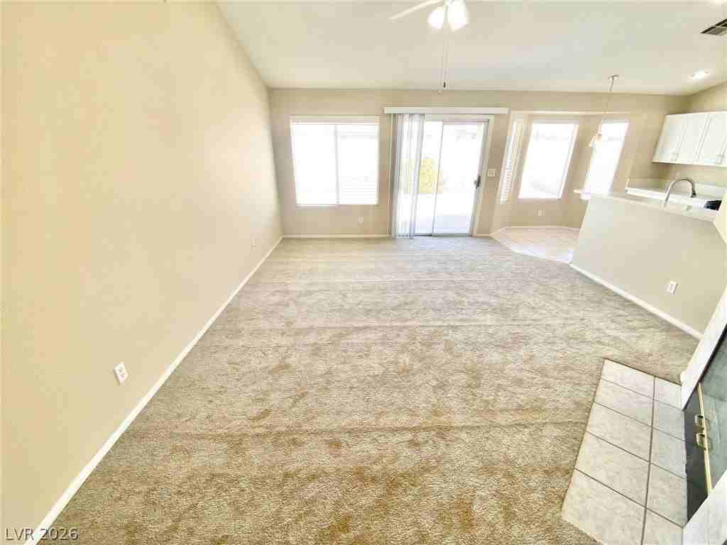 4678 Carefree Dr - Photo 3 of 28