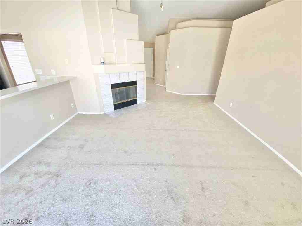 4678 Carefree Dr - Photo 5 of 28