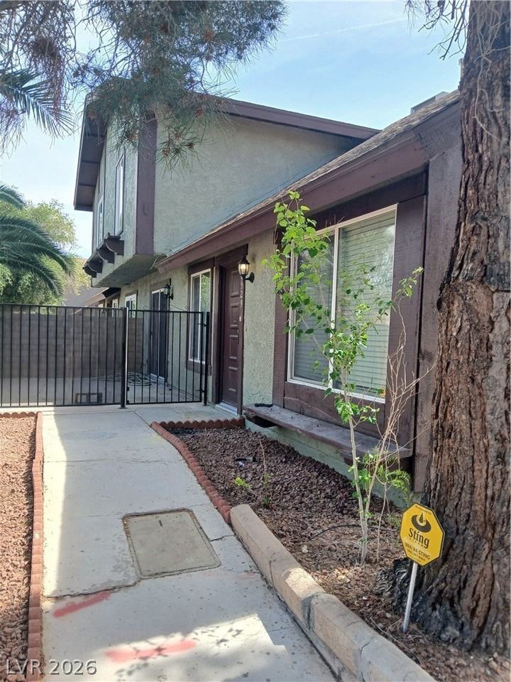 4529 Del Oro Dr #0 - Photo 3 of 20