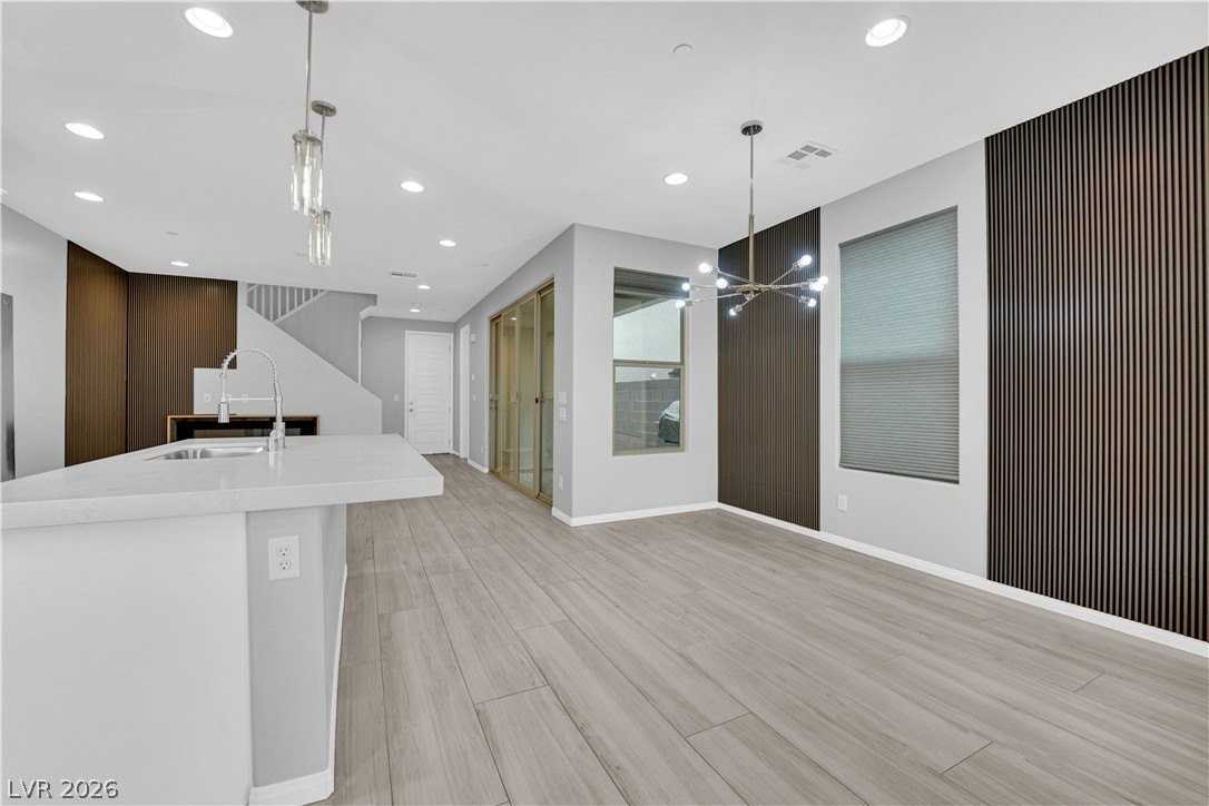 11665 Redwood Mountain Ave - Photo 5 of 43