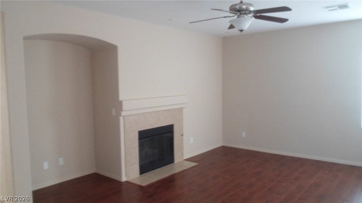 7924 Tolbooth St - Photo 5 of 28