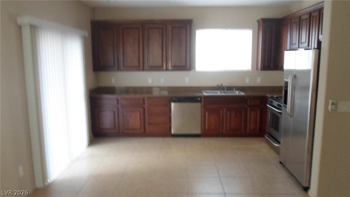 7924 Tolbooth St - Photo 6 of 28