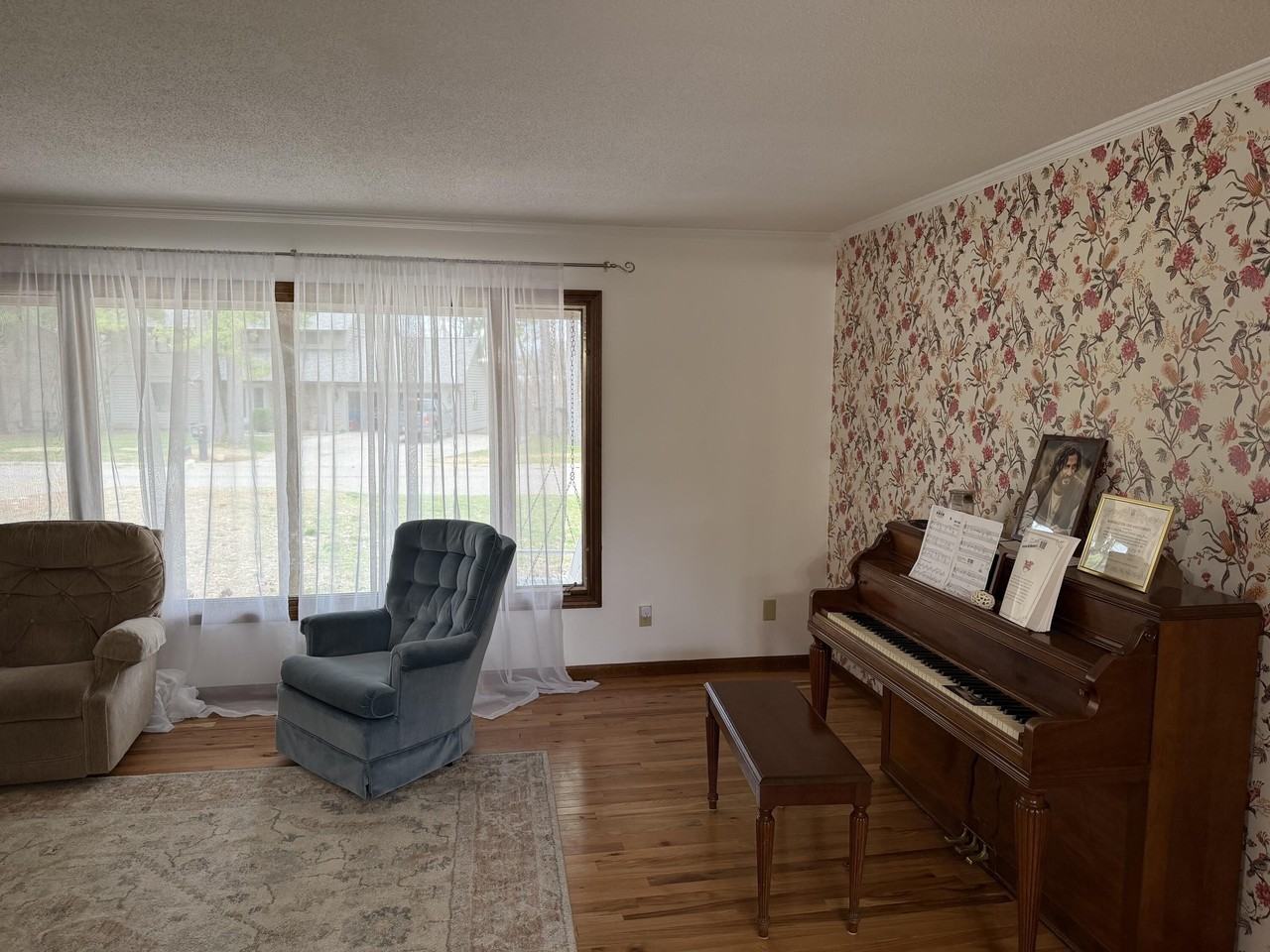 112 Minges Forest Ln - Photo 2 of 7