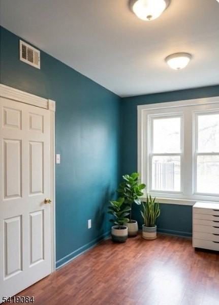 73 4th St #B2 - Photo 5 of 9