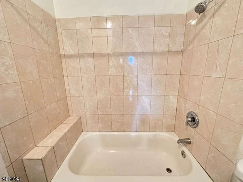 73 4th St #B2 - Photo 7 of 9