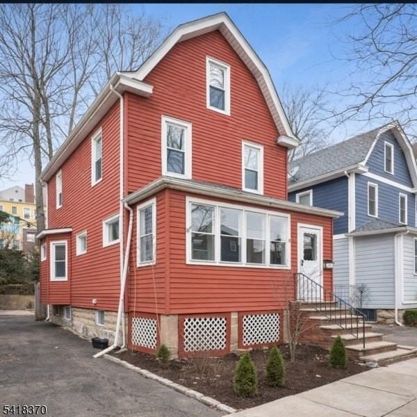 32 Edgewood Rd - Photo 2 of 32