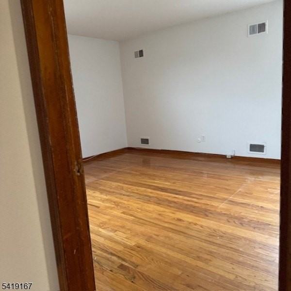 183 Laurel Ave - Photo 2 of 19