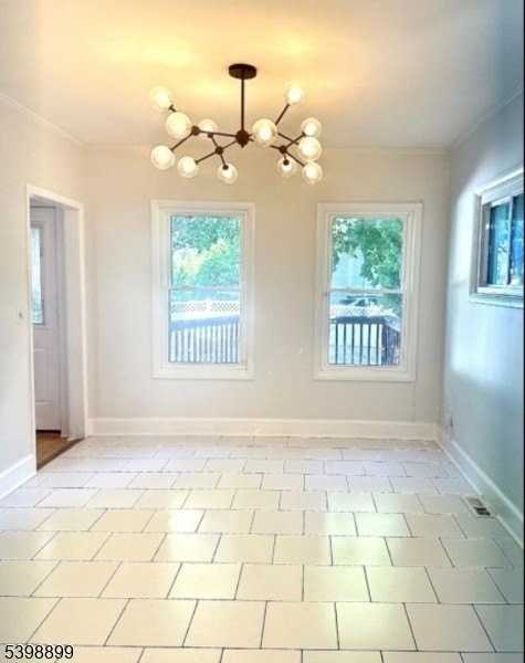 53 Gridley St - Photo 5 of 14
