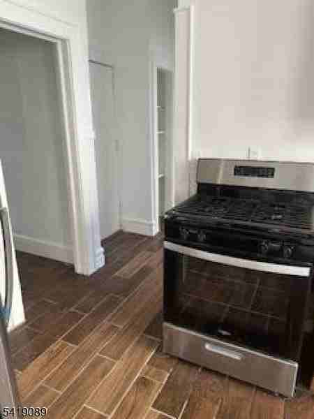 216 Sunset Ave #1R - Photo 3 of 10