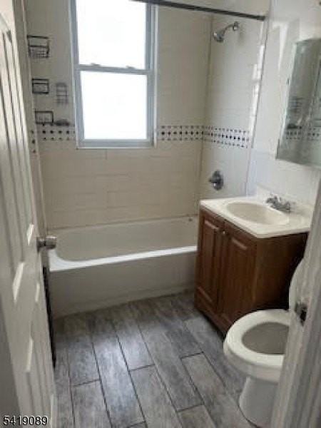 216 Sunset Ave #1R - Photo 6 of 10