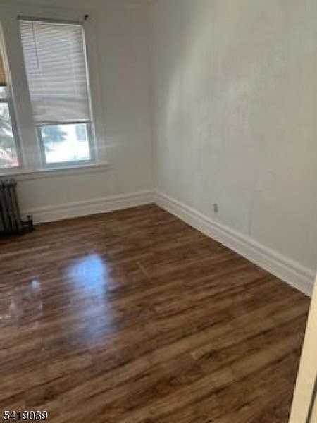 216 Sunset Ave #1R - Photo 7 of 10