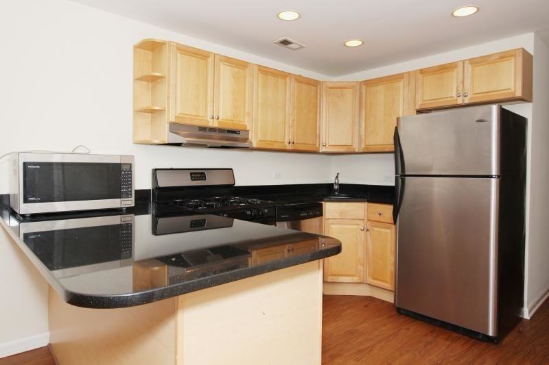 3216 N Racine Ave #G - Photo 2 of 7