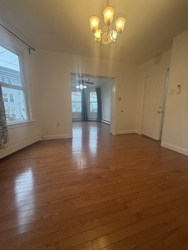 220 Summit Ave #1 - Photo 5 of 18